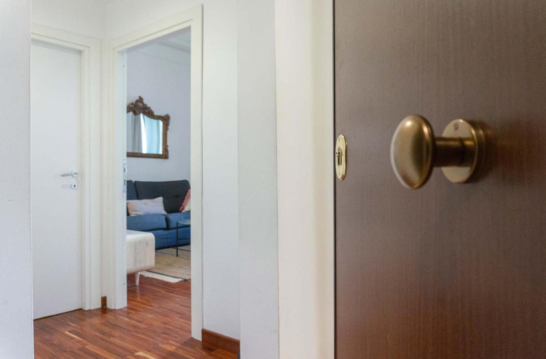 Colosseum Cosy Apartment Close To Metro Rome Bagian luar foto