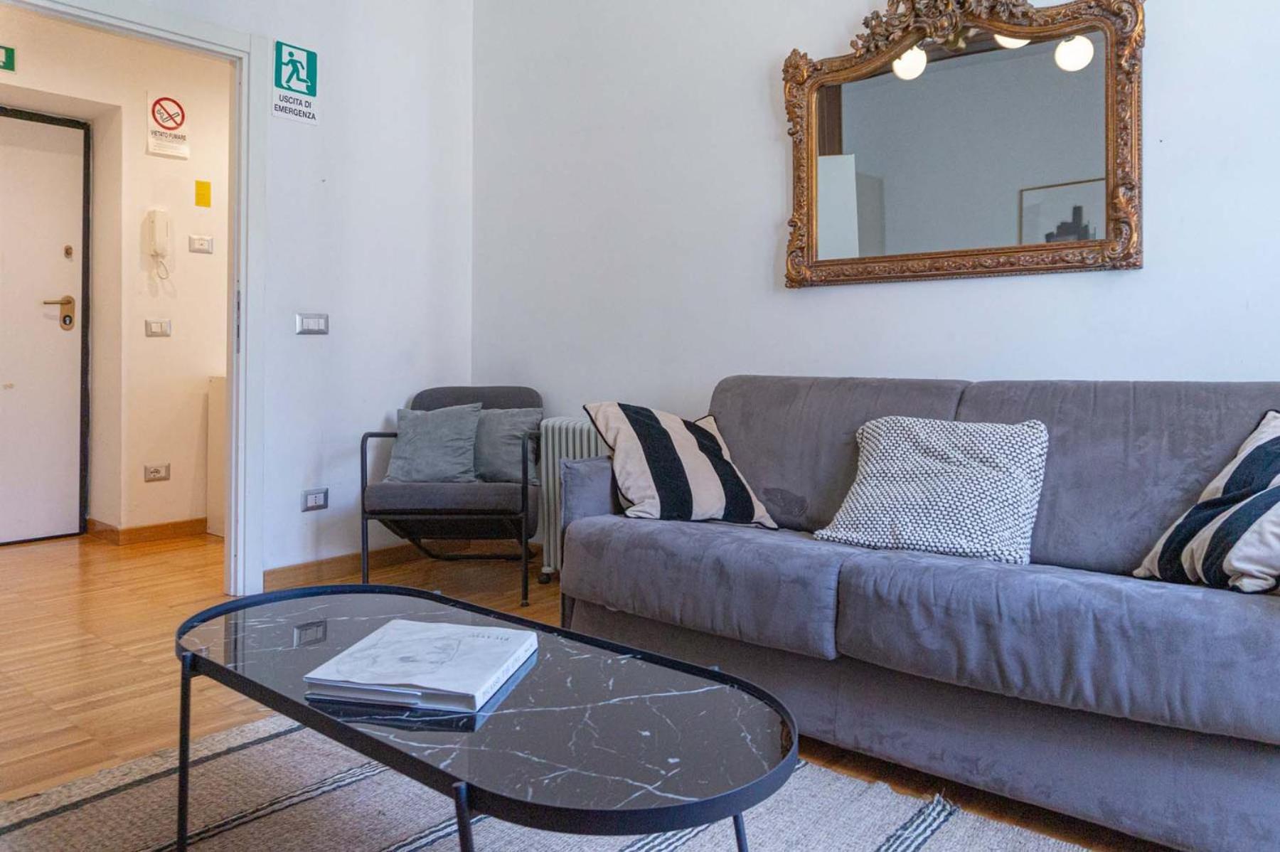 Colosseum Cosy Apartment Close To Metro Rome Bagian luar foto