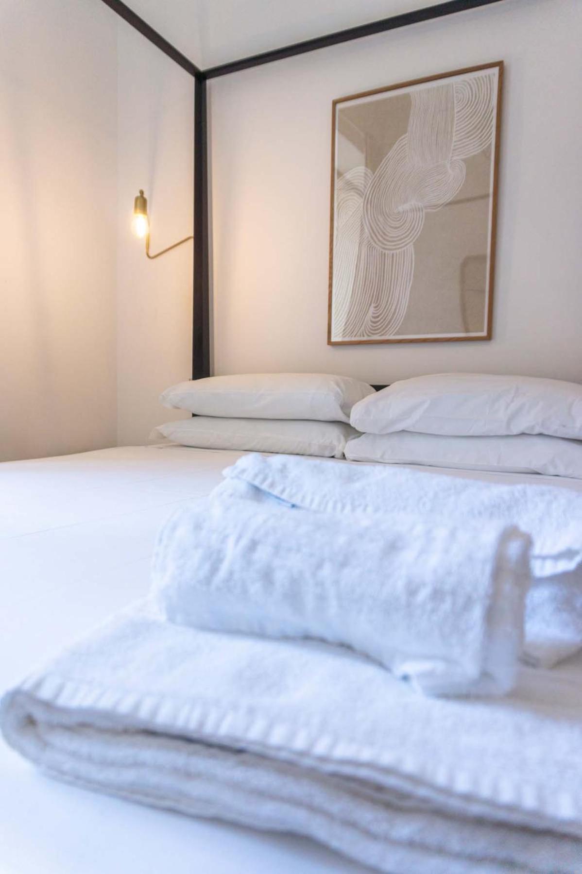 Colosseum Cosy Apartment Close To Metro Rome Bagian luar foto