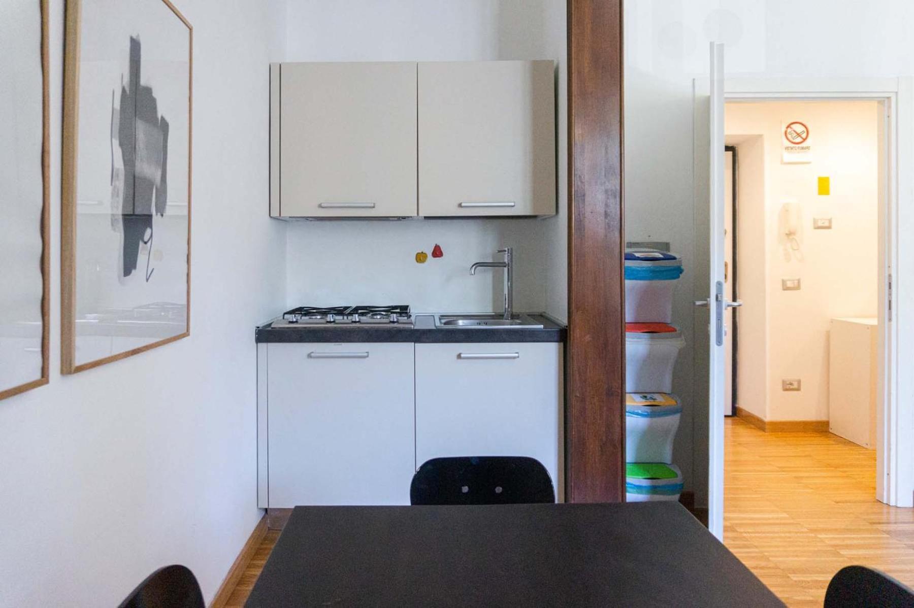 Colosseum Cosy Apartment Close To Metro Rome Bagian luar foto
